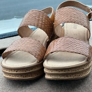 Gabor Tan Woven Sandals cork n suede platform sandal 7.5-8